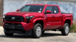 Toyota Tacoma 2WD SR5 Double Cab 5' Bed AT (Natl) 2026