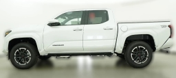 Toyota Tacoma 2WD TRD Sport Double Cab 5' Bed AT (Natl) 2026