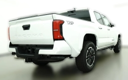 Toyota Tacoma 2WD TRD Sport Double Cab 5' Bed AT (Natl) 2026