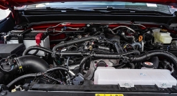 Toyota Tacoma 2WD SR5 Double Cab 5' Bed AT (Natl) 2026