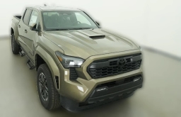 Toyota Tacoma 2WD TRD Sport Double Cab 5' Bed AT (Natl) 2026