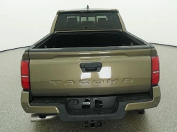 Toyota Tacoma 2WD TRD Sport Double Cab 5' Bed AT (Natl) 2026