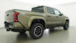 Toyota Tacoma 2WD TRD Sport Double Cab 5' Bed AT (Natl) 2026