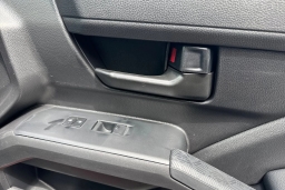 Toyota Tacoma 2WD SR5 Double Cab 5' Bed AT (Natl) 2026