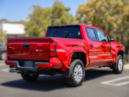 Toyota Tacoma 2WD SR5 Double Cab 6' Bed AT (Natl) 2026