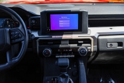 Toyota Tacoma 2WD SR5 Double Cab 6' Bed AT (Natl) 2026