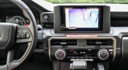 Toyota Tacoma 2WD SR Double Cab 5' Bed AT (Natl) 2026