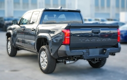 Toyota Tacoma 2WD SR Double Cab 5' Bed AT (Natl) 2026