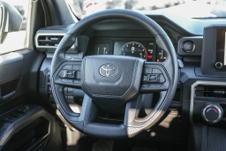 Toyota Tacoma 2WD SR Double Cab 5' Bed AT (Natl) 2026