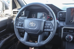 Toyota Tacoma 2WD SR Double Cab 5' Bed AT (Natl) 2026