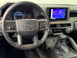 Toyota Tacoma 2WD SR Double Cab 5' Bed AT (Natl) 2026