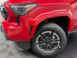 Toyota Tacoma 4WD TRD Sport Double Cab 5' Bed AT (Natl) 2026