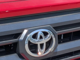 Toyota Tacoma 4WD SR5 Double Cab 6' Bed AT (GS) 2026