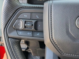 Toyota Tacoma 4WD SR5 Double Cab 6' Bed AT (GS) 2026