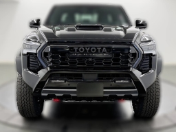 Toyota Tacoma 4WD TRD Pro Hybrid Double Cab 5' Bed AT (Natl) 2026