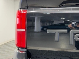 Toyota Tacoma 4WD TRD Pro Hybrid Double Cab 5' Bed AT (Natl) 2026