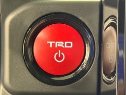 Toyota Tacoma 4WD TRD Pro Hybrid Double Cab 5' Bed AT (Natl) 2026