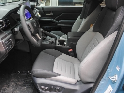 Toyota Tacoma 4WD TRD Off Road Hybrid Double Cab 5' Bed AT (Natl) 2026