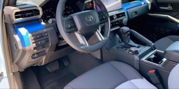 Toyota Tacoma 4WD TRD Off Road Hybrid Double Cab 5' Bed AT (Natl) 2026