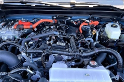 Toyota Tacoma 4WD TRD Off Road Hybrid Double Cab 5' Bed AT (Natl) 2026