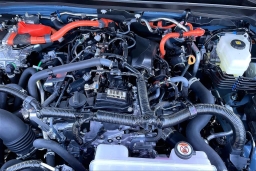 Toyota Tacoma 4WD TRD Off Road Hybrid Double Cab 5' Bed AT (Natl) 2026