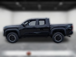 Toyota Tacoma 4WD TRD Off Road Hybrid Double Cab 5' Bed AT (Natl) 2026