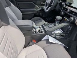 Toyota Tacoma 4WD TRD Off Road Hybrid Double Cab 5' Bed AT (Natl) 2026