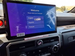 Toyota Tacoma 4WD TRD Off Road Hybrid Double Cab 5' Bed AT (Natl) 2026