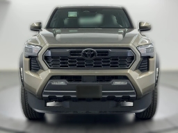 Toyota Tacoma 4WD TRD Off Road Hybrid Double Cab 5' Bed AT (Natl) 2026