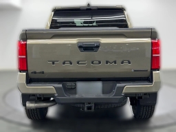 Toyota Tacoma 4WD TRD Off Road Hybrid Double Cab 5' Bed AT (Natl) 2026