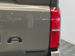 Toyota Tacoma 4WD TRD Off Road Hybrid Double Cab 5' Bed AT (Natl) 2026