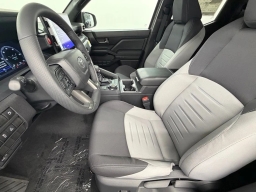 Toyota Tacoma 4WD TRD Off Road Hybrid Double Cab 5' Bed AT (Natl) 2026
