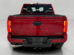 Toyota Tacoma 4WD TRD Off Road Hybrid Double Cab 5' Bed AT (Natl) 2026
