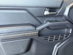 Toyota Tacoma 4WD TRD Off Road Hybrid Double Cab 5' Bed AT (Natl) 2026