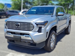 Toyota Tacoma 4WD Limited Hybrid Double Cab 5' Bed AT (Natl) 2026