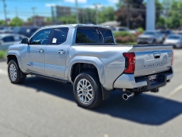 Toyota Tacoma 4WD Limited Hybrid Double Cab 5' Bed AT (Natl) 2026