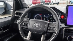 Toyota Tacoma 4WD TRD Off Road Hybrid Double Cab 5' Bed AT (Natl) 2026