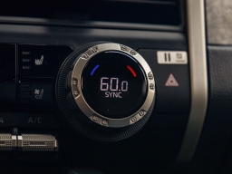 Toyota Tacoma 4WD Trailhunter Hybrid Double Cab 5' Bed AT (Natl) 2026