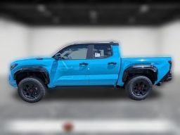 Toyota Tacoma 4WD TRD Pro Hybrid Double Cab 5' Bed AT (GS) 2026