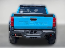 Toyota Tacoma 4WD TRD Pro Hybrid Double Cab 5' Bed AT (GS) 2026