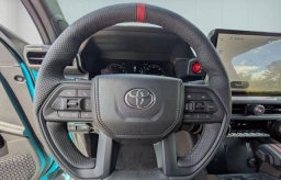 Toyota Tacoma 4WD TRD Pro Hybrid Double Cab 5' Bed AT (GS) 2026