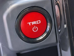 Toyota Tacoma 4WD TRD Pro Hybrid Double Cab 5' Bed AT (GS) 2026