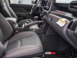 Toyota Tacoma 4WD TRD Pro Hybrid Double Cab 5' Bed AT (GS) 2026