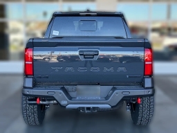 Toyota Tacoma 4WD TRD Off Road Hybrid Double Cab 5' Bed AT (Natl) 2026