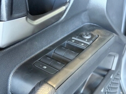 Toyota Tacoma 4WD TRD Off Road Hybrid Double Cab 5' Bed AT (Natl) 2026