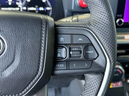 Toyota Tacoma 4WD TRD Off Road Hybrid Double Cab 5' Bed AT (Natl) 2026