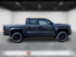 Toyota Tacoma 4WD TRD Pro Hybrid Double Cab 5' Bed AT (GS) 2026