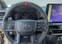 Toyota Tacoma 4WD TRD Pro Hybrid Double Cab 5' Bed AT (GS) 2026