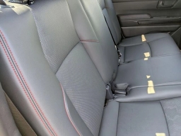 Toyota Tacoma 4WD TRD Pro Hybrid Double Cab 5' Bed AT (GS) 2026