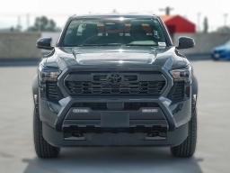 Toyota Tacoma 4WD TRD Off Road Hybrid Double Cab 5' Bed AT (Natl) 2026